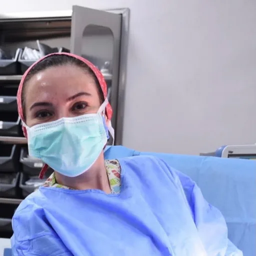 Feyza Ağaca Güler