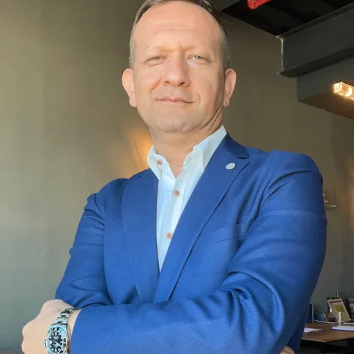Psikolog Murat Sarısoy